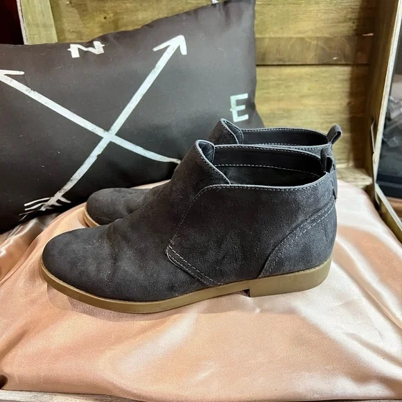 Indigo Rd booties - Picture 7 of 8